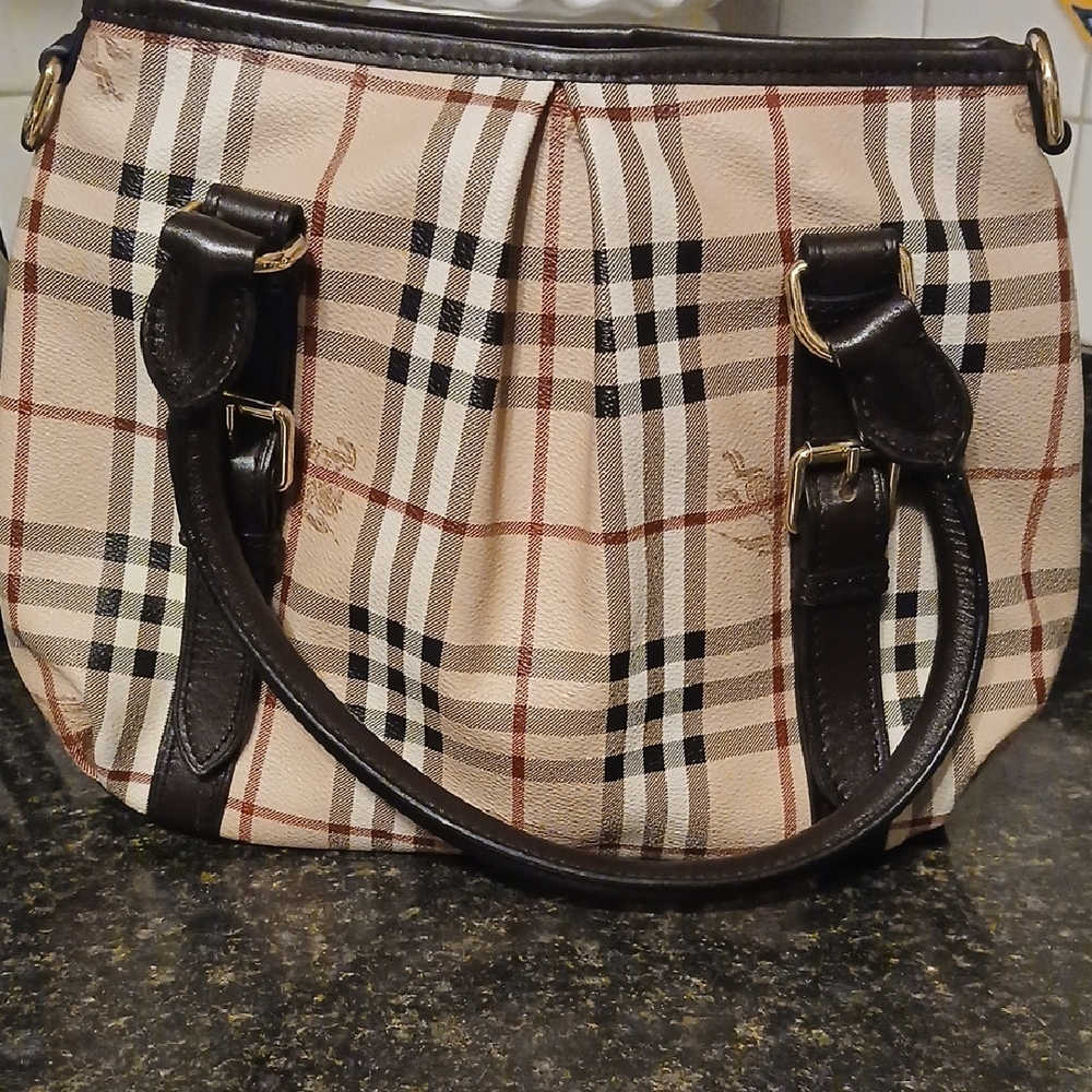 Stylish Plaid Burberry Women's Bag